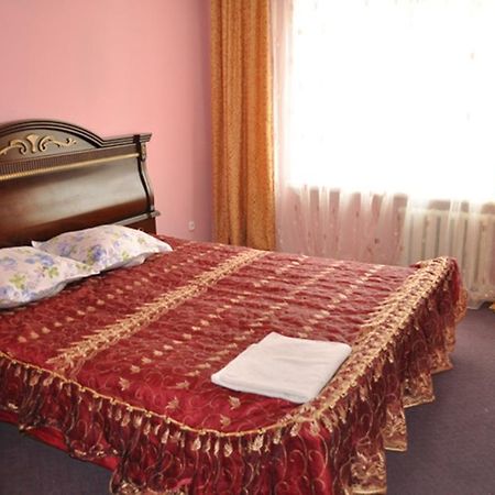 Economy Hotel Zhyger アスターナ エクステリア 写真