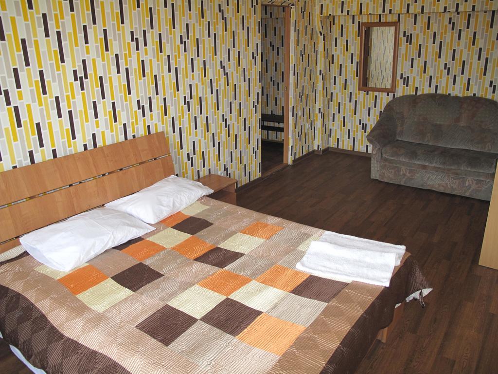 Economy Hotel Zhyger アスターナ エクステリア 写真