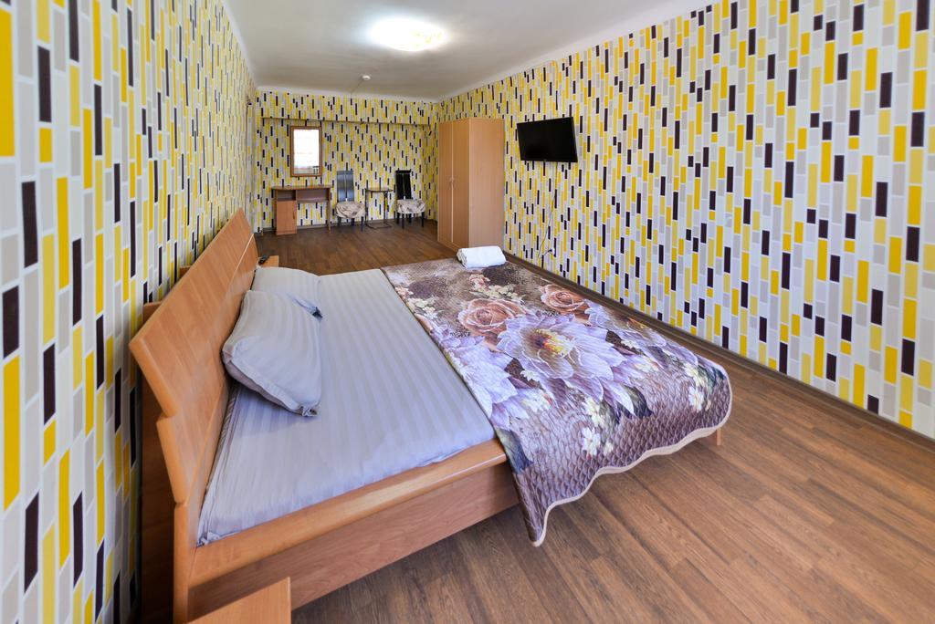Economy Hotel Zhyger アスターナ エクステリア 写真